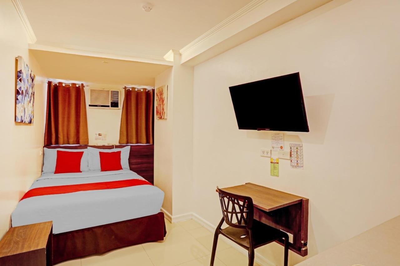 Super Oyo Capital O 232 Nest Nano Suites Fort Makati City Exterior photo