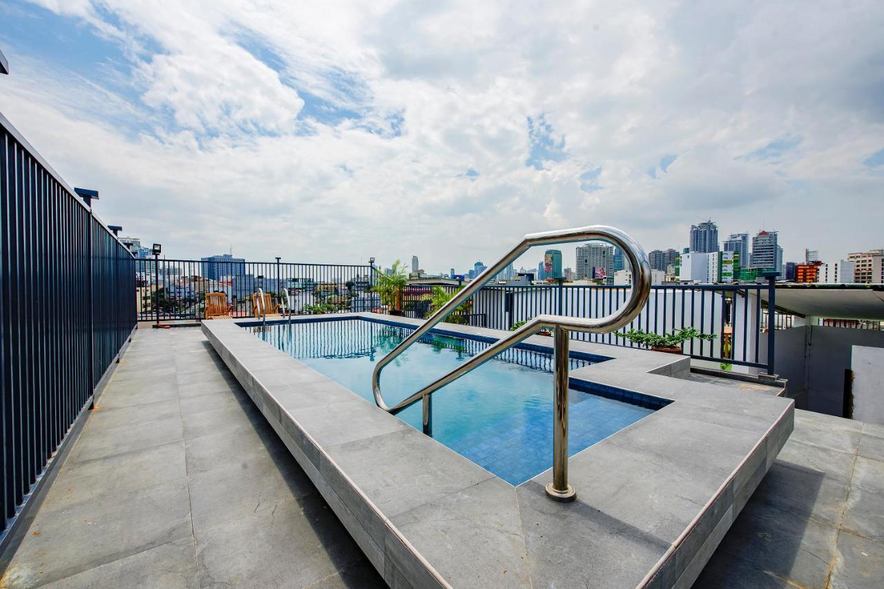 Super Oyo Capital O 232 Nest Nano Suites Fort Makati City Exterior photo