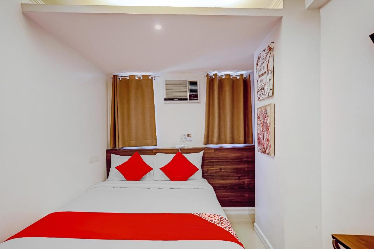 Super Oyo Capital O 232 Nest Nano Suites Fort Makati City Exterior photo