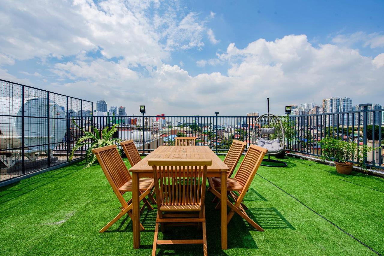 Super Oyo Capital O 232 Nest Nano Suites Fort Makati City Exterior photo