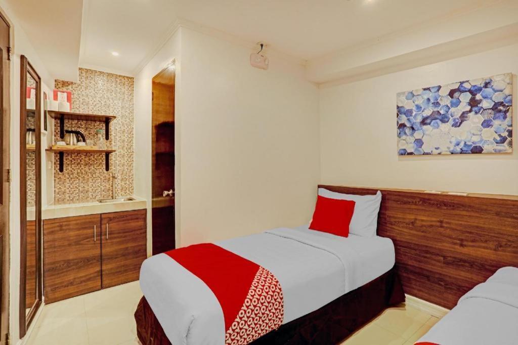 Super Oyo Capital O 232 Nest Nano Suites Fort Makati City Exterior photo