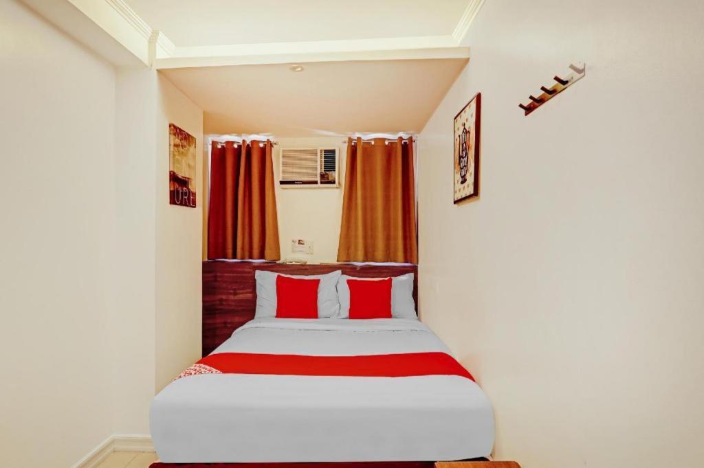 Super Oyo Capital O 232 Nest Nano Suites Fort Makati City Exterior photo
