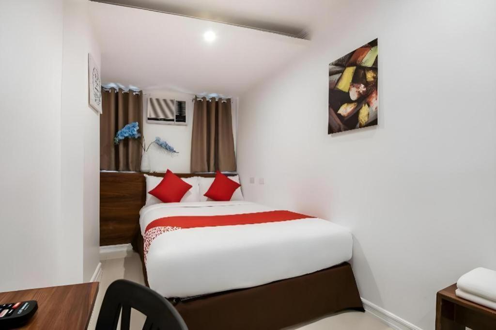 Super Oyo Capital O 232 Nest Nano Suites Fort Makati City Exterior photo